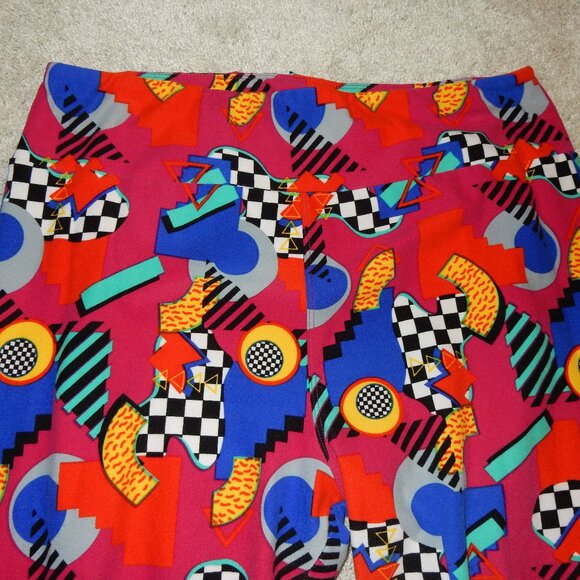 EUC Lularoe TC leggings geometric 80's memphis pattern retro checkered hot pink - Picture 3 of 7